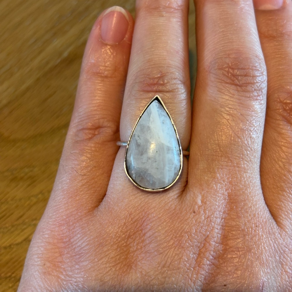 Teardrop Moonstone Ring Sterling Silver 925 size 7